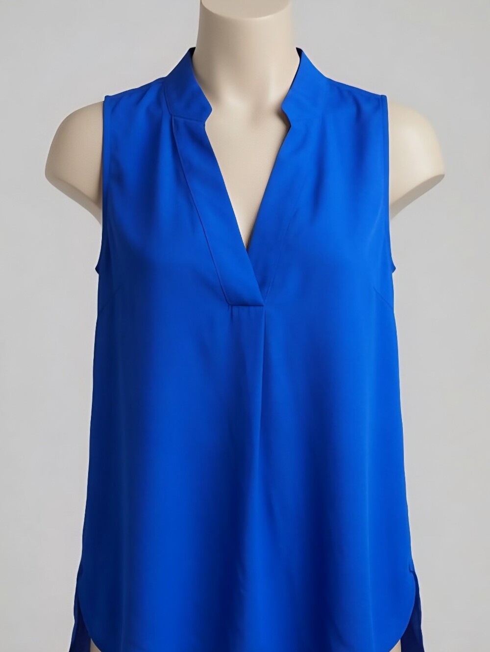 Banana Republic Royal Blue Sleeveless Split V-Neck Blouse Tunic Top Size M